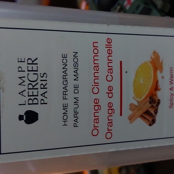 LAMPE BERGER also have half a bottle of Orange 🍊 Cinnamon Fragrance included - Picture 5 of 5